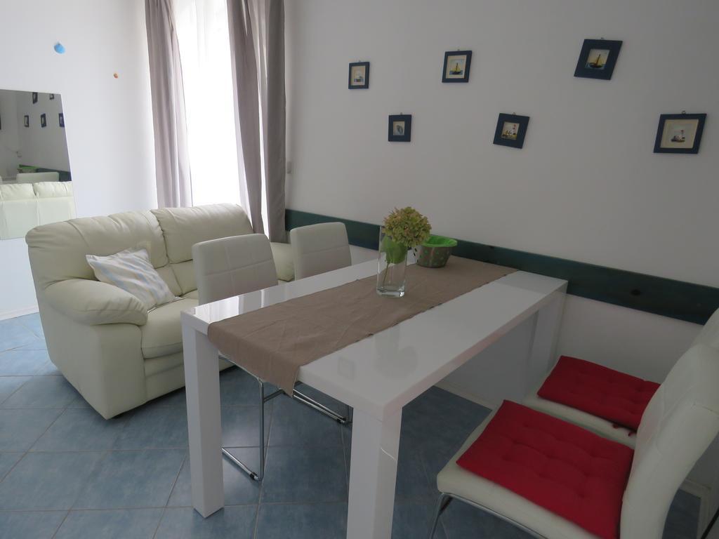 Apartments Villa Urbajs Vrsar Bagian luar foto