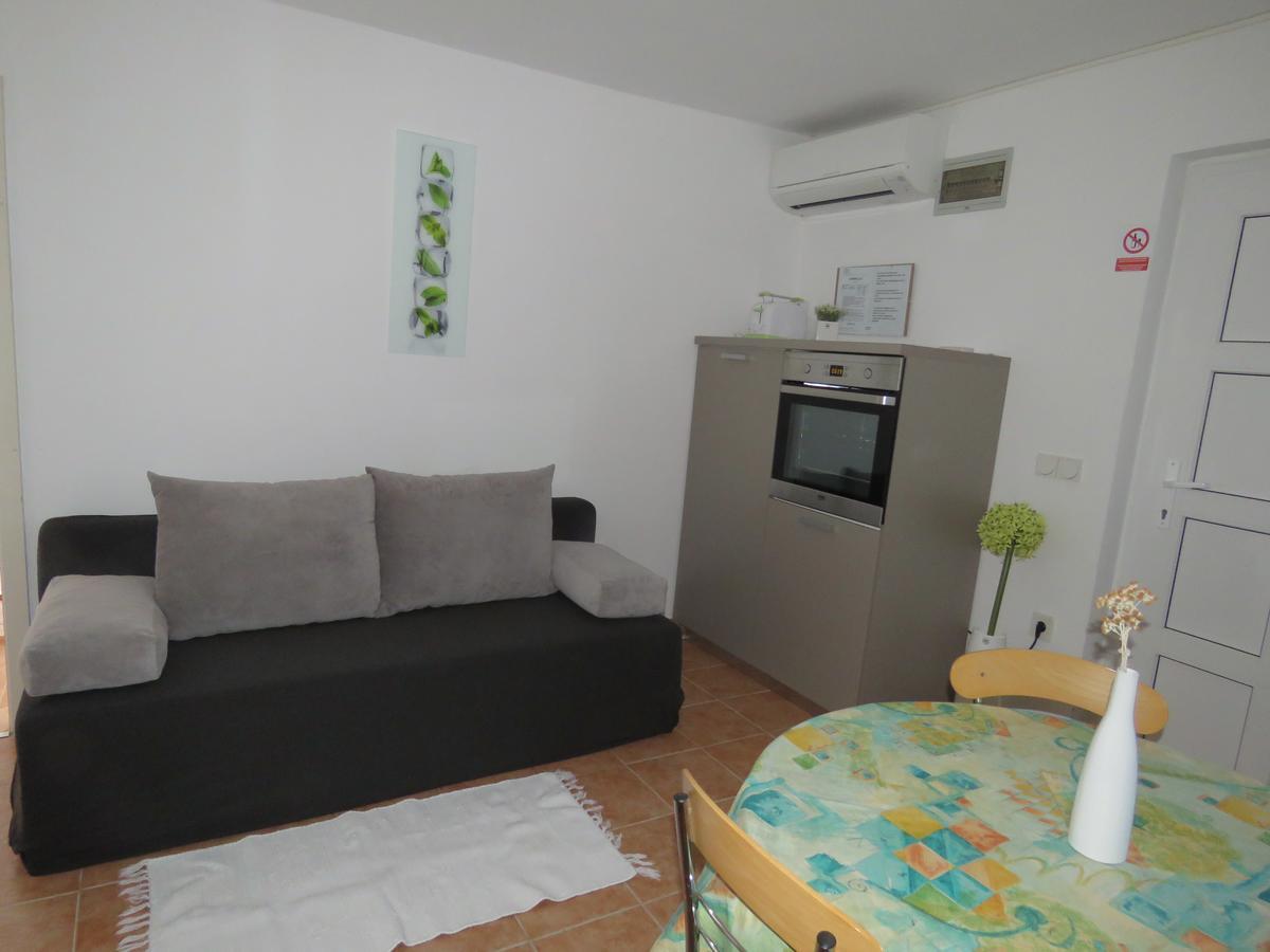 Apartments Villa Urbajs Vrsar Bagian luar foto