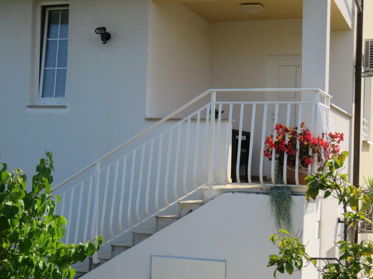Apartments Villa Urbajs Vrsar Bagian luar foto