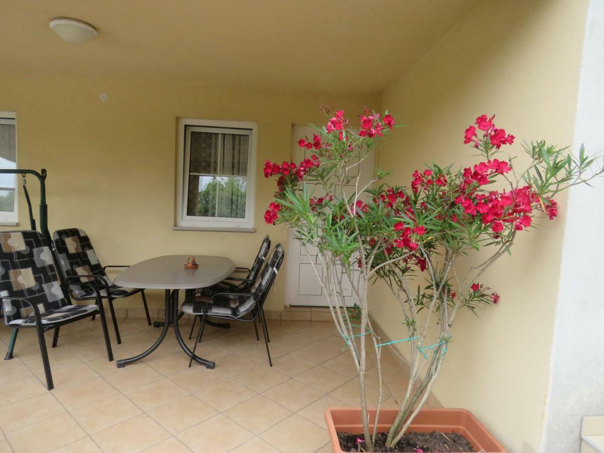 Apartments Villa Urbajs Vrsar Bagian luar foto